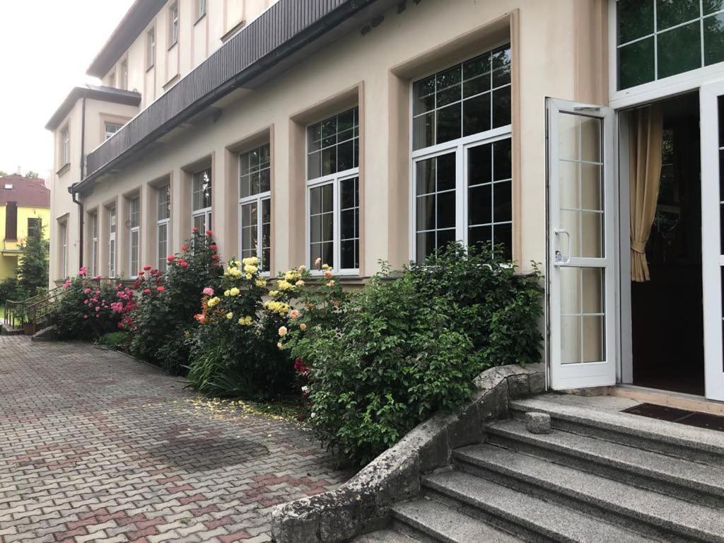 Grandhotel Novy Bor Nový Bor Exterior foto